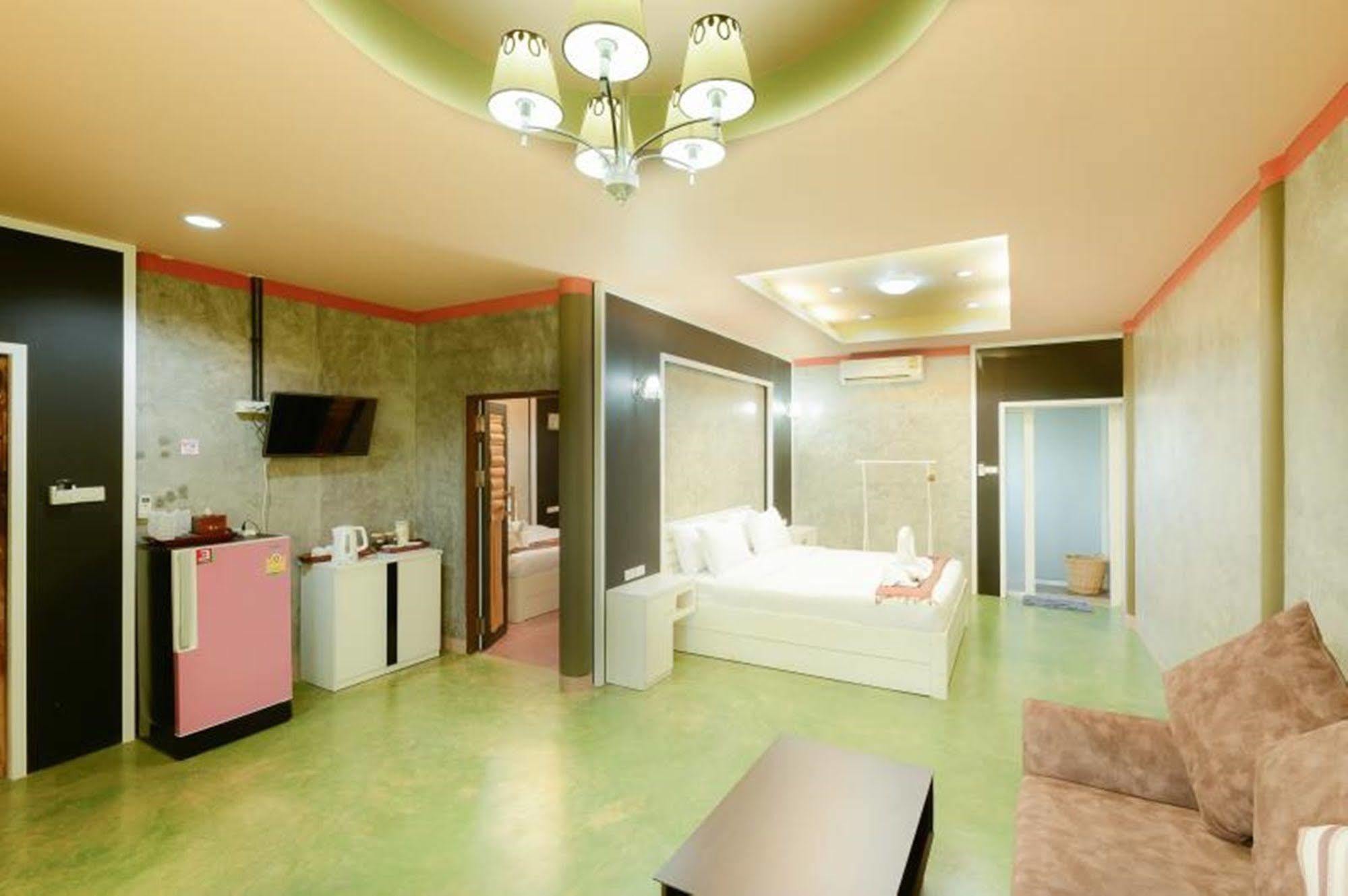 The Riverpool Resort And Spa Kanchanaburi Luaran gambar